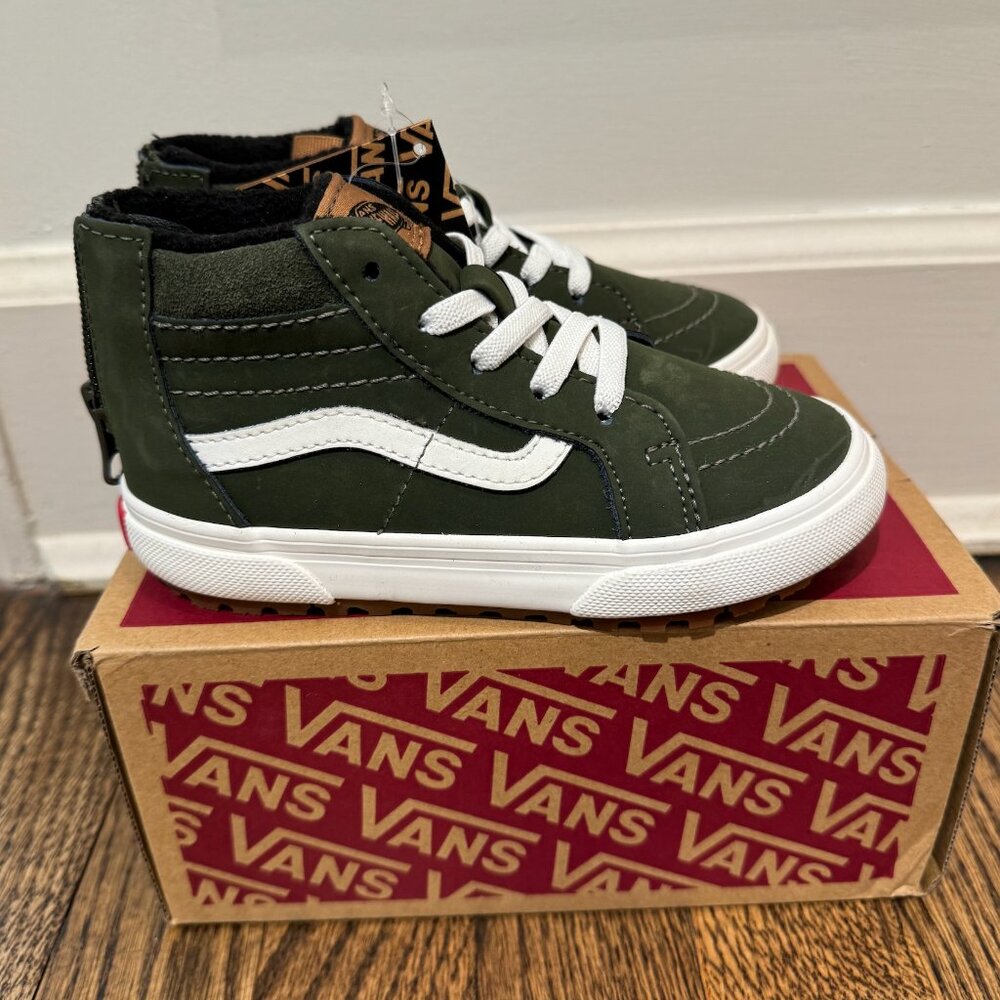 Vans Toddler High Tops (9.0) (NWT)